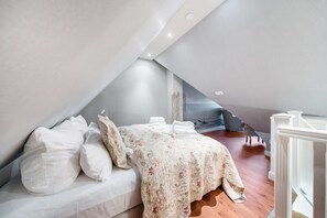 1 bedroom, iron/ironing board, WiFi