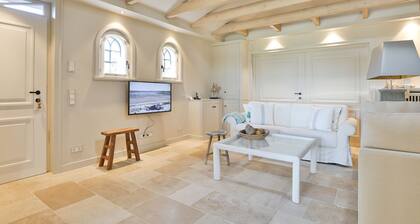 Lönhus Terpstich - Wonderful vacation home with garden, sauna hut and far-reaching views