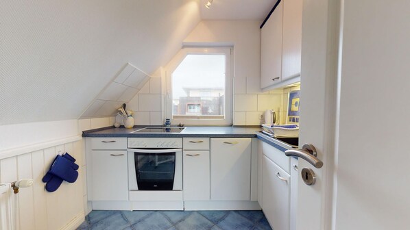 Refrigerador, horno, parrilla de estufa y lavavajillas 