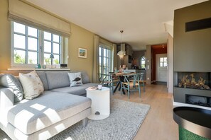 Unclassified image, 5 of 30, button - Newly built house with garden and two terraces in a salt marsh location in Tinnum. - (Sylt)