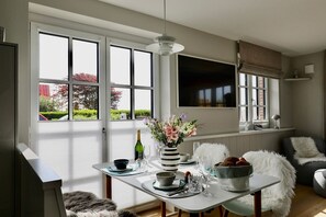 Uklassifisert bilde, 2 av 21, knapp