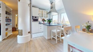 Imagen sin descripción, 5 de 15, botón