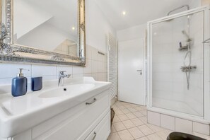 Doccia, asciugacapelli