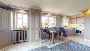 Kühlschrank, Ofen, Herdplatte, Geschirrspüler