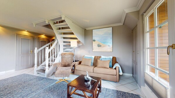 Unclassified image, 1 of 14, button