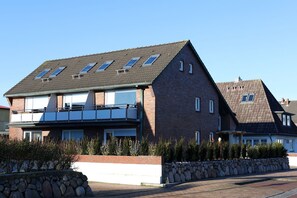 Exterior - Modernes Appartement in Absolut Strandnaher und Zentraler Lage von Westerland. - Strandvilla (Sylt)