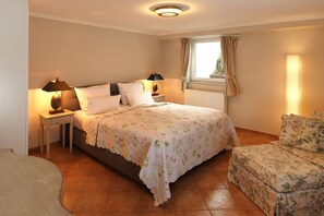 2 bedrooms, WiFi - Modernized first floor apartment with terrace in a location close to the beach. - Beach villa (Sylt)