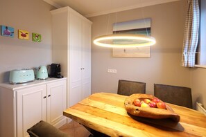 Dining - Bright first floor apartment with terrace close to the beach in Westerland. - (Sylt)