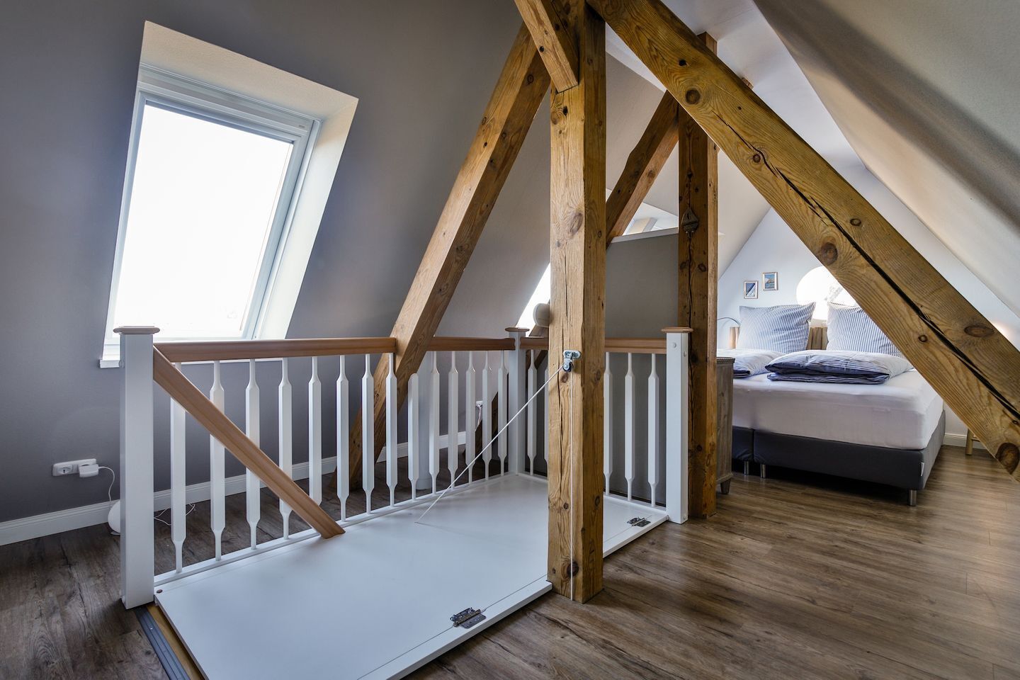 4 bedrooms, iron/ironing board, WiFi