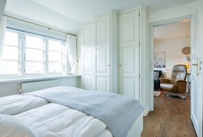 2 chambres, coffres-forts dans les chambres, bureau, Wi-Fi