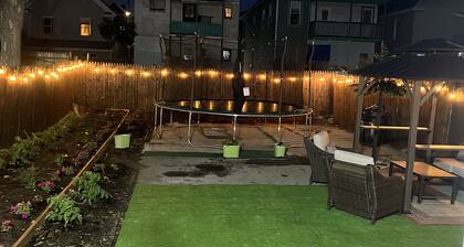 Lovely Three bedroom home and backyard