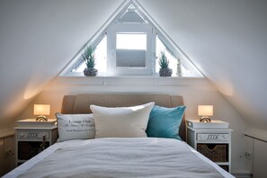 3 slaapkamers, een strijkplank/strijkijzer, wifi