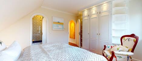 2 camere, ferro/asse da stiro, Wi-Fi