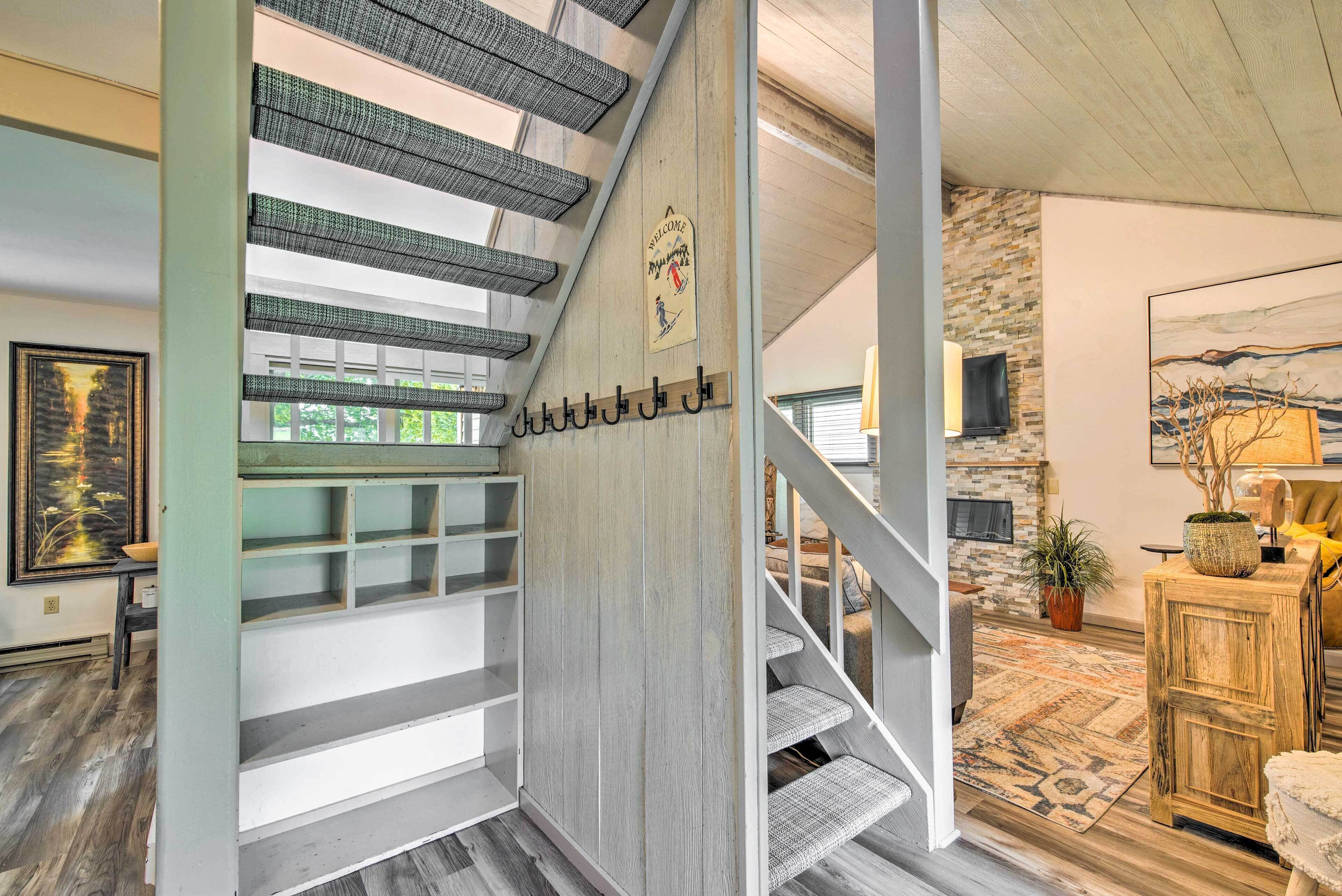 Steps to Access 2nd Floor