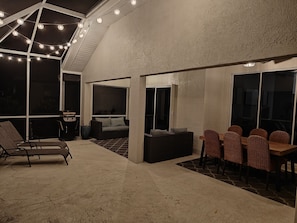 Unclassified image, 4 of 49, button - Updated Clean Spacious 3/2. Sleep12. 6 Minutes to Nokomis Beach. Pet friendly.  (Nokomis)