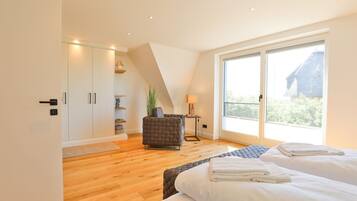 4 Schlafzimmer, Bügeleisen/Bügelbrett, WLAN