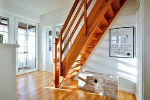 Interior - Südstrand - Cozy vacation apartment near the Tinnumer Wiesen with two balconies. (Sylt)