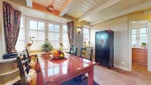 Uklassifisert bilde, 2 av 12, knapp