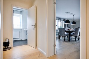 Unclassified image, 3 of 28, button