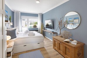 Unclassified image, 2 of 56, button