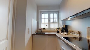Fridge, microwave, oven, stovetop - Ellis beach house Sylt (Hörnum (Sylt))