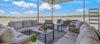 Dock & Private Pool: Lake Palo Pinto Retreat!