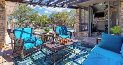 Dock & Private Pool: Lake Palo Pinto Retreat!