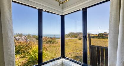 Bolinas Oceanfront View House! Modern and secluded luxury home.