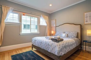 2 chambres, lit parapluie, Wi-Fi, draps fournis