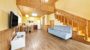 Basic Room, 1 Bedroom (Lamon) | 1 bedroom, free WiFi