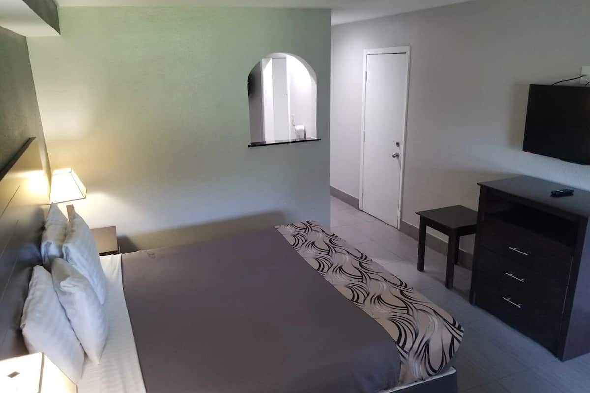 Desk, free WiFi, bed sheets