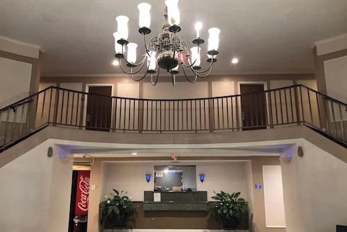 Regency Inn & Suites Houston East I 10