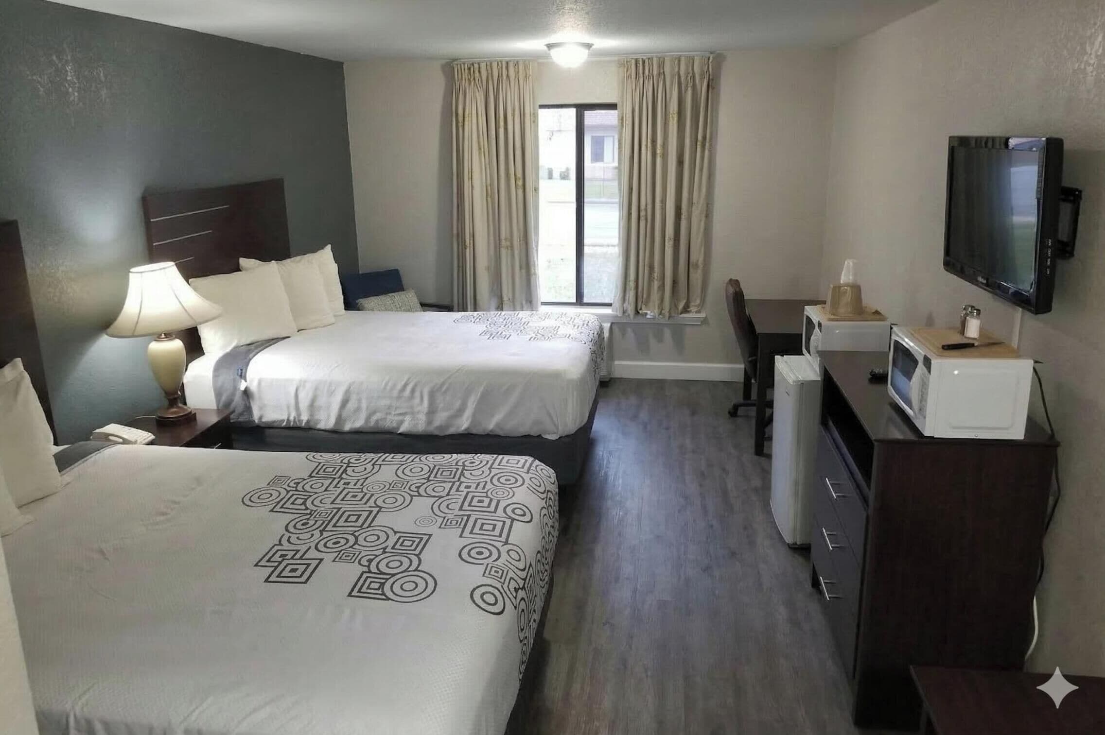 Desk, free WiFi, bed sheets