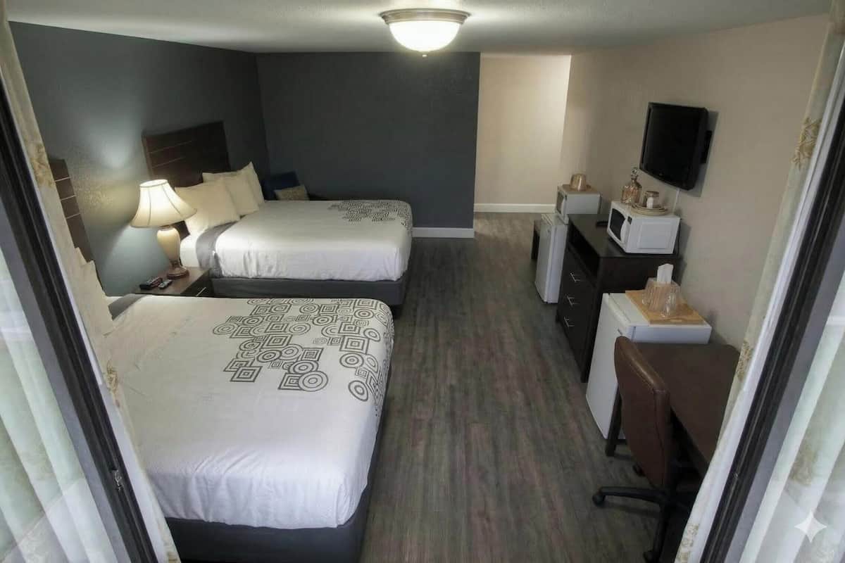 Desk, free WiFi, bed sheets