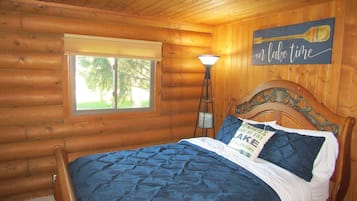 3 bedrooms, desk, free WiFi, bed sheets