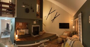 Smart TV, fireplace