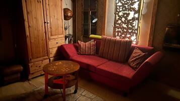 Cheminée, chaîne hi-fi