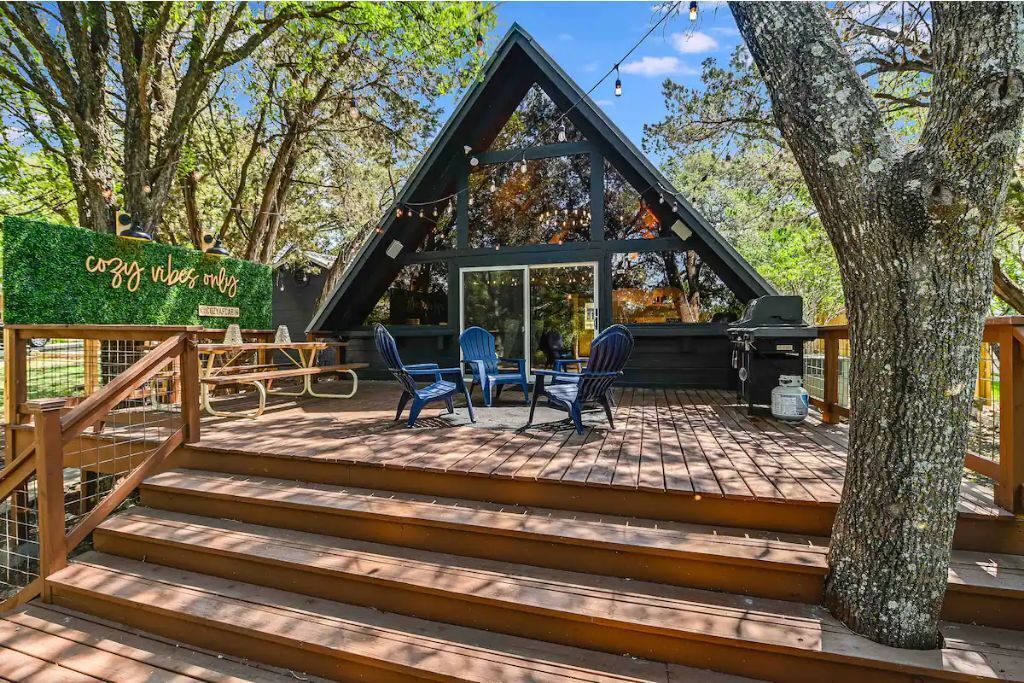 Cozy A-Frame Cabin 