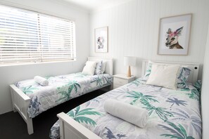 3 bedrooms, desk, iron/ironing board, travel cot