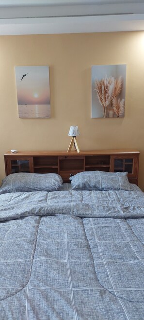 1 bedroom, desk, iron/ironing board, free WiFi