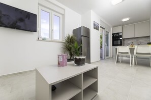 Fridge, microwave, stovetop, dishwasher - Apartments Sucic 2 (49854-A1) - Soline - island Krk (Soline - island Krk)