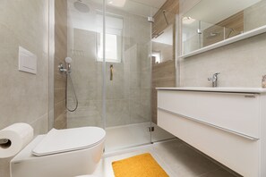 Shower, hair dryer - Apartments Sucic 2 (49854-A2) - Soline - island Krk (Soline - island Krk)
