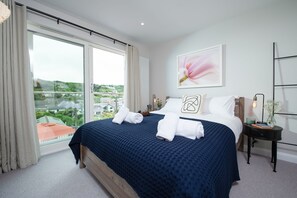 3 bedrooms, iron/ironing board, travel cot, WiFi