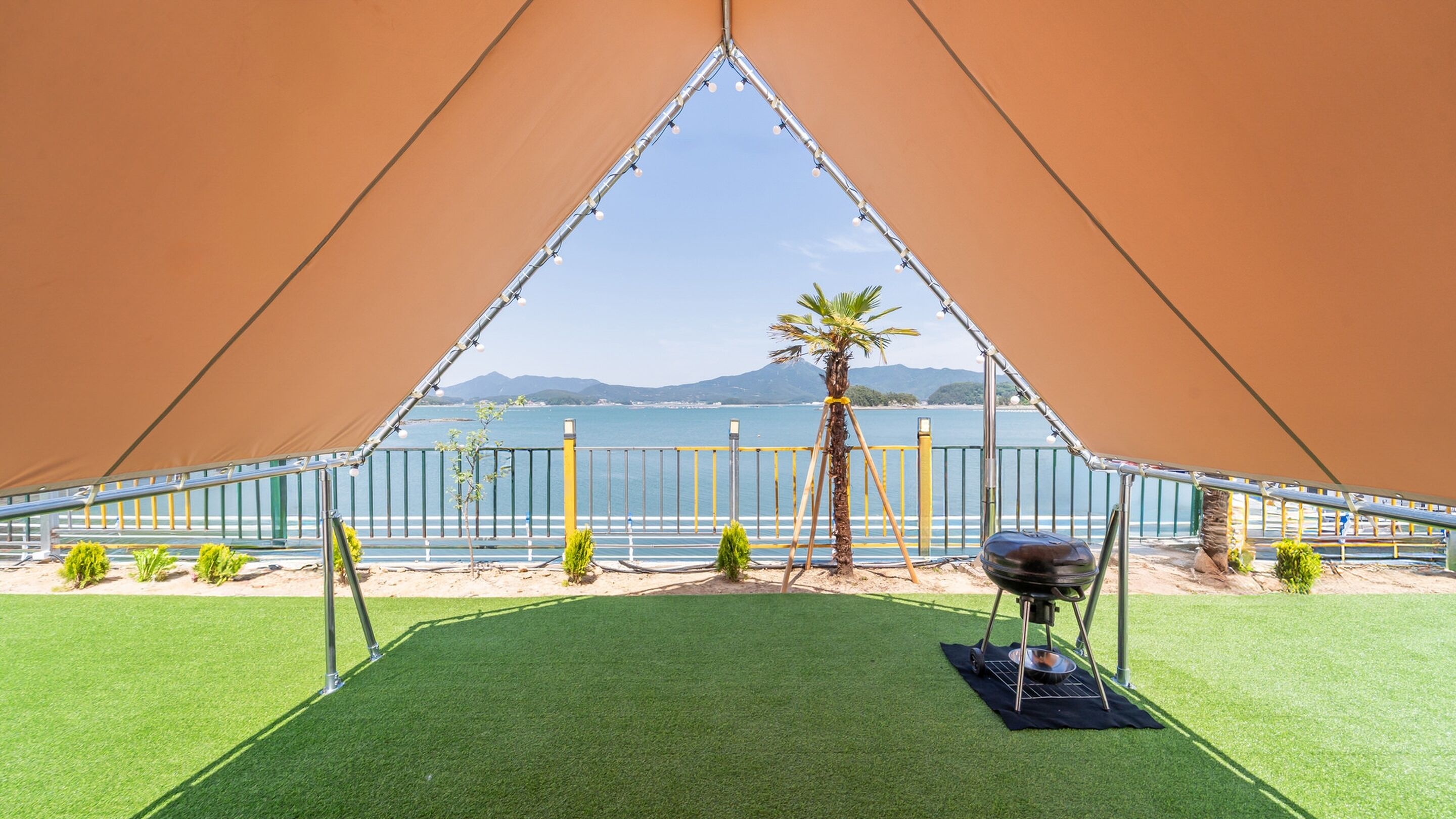 Basic Room, 1 Bedroom (HawaiiGlamping1) | 1 bedroom, free WiFi