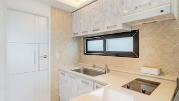 Habitación básica, 1 habitación (Naples2) | 1 habitación y wifi gratis