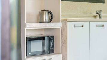 Basic Room, 2 Bedrooms (Venice4) | 1 bedroom, WiFi (free)