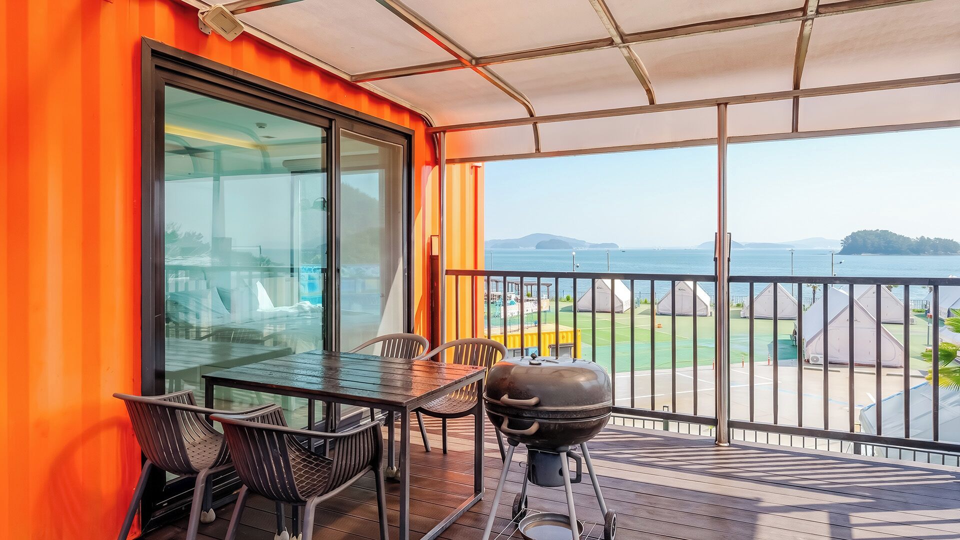 Basic Room, 1 Bedroom (Naples4) | 1 bedroom, WiFi (free)