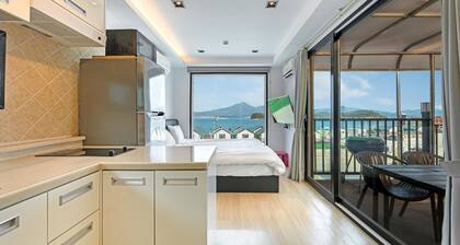Goseong Bluebeach Pension&glamping