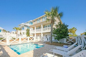 하우스, 침대(여러 개) | 외관