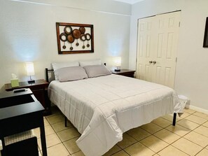 2 bedrooms, desk, iron/ironing board, free WiFi